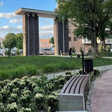 Moonze Gate Διαμέρισμα Βελιγράδι Εξωτερικό φωτογραφία